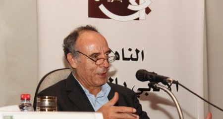 التونسى حسين الواد.. بلاغة الكوميديا السوداء التونسى حسين الواد.. بلاغة الكوميديا السوداء