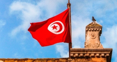 «Le Drapeau tunisien-l'histoire-la signification-l'usage» , de Mahjoub Smiran «Le Drapeau tunisien-l'histoire-la signification-l'usage» , de Mahjoub Smiran